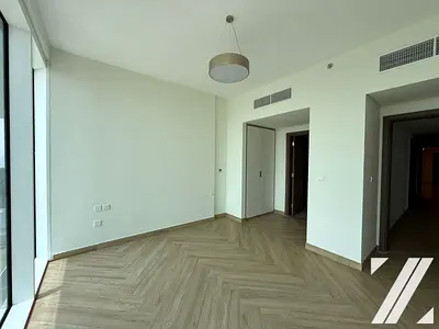 Brand New | Nearby Metro | High FL |Community View