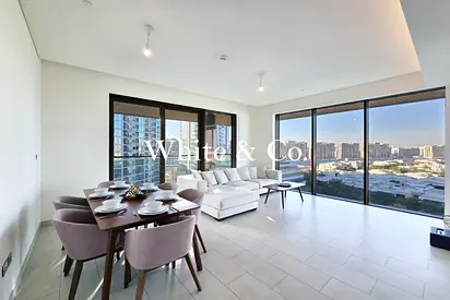 Corner Unit | High Floor | Skyline Views