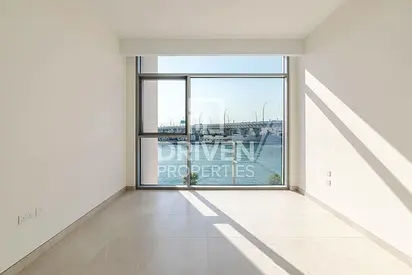 Vacant and Multiple Options with Canal View