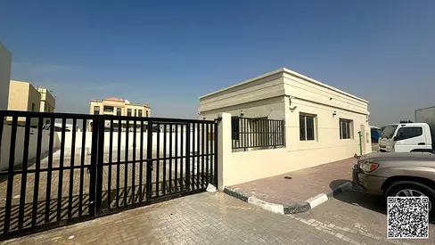 ساحة صناعية مميزة للإيجار في منطقة الجرف الصناعية، عجمان