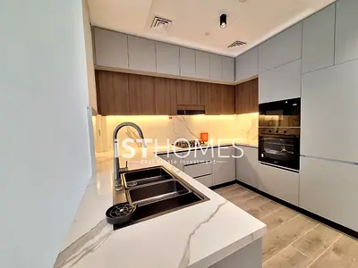 Brand-New | Open Kitchen | Appliances | Gym | Swimming Pool | Prime Location | First Tenant | Majan