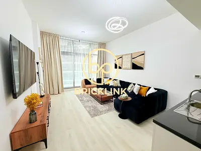 Luxury 1BR | Balcony with Golf View | Tenanted Unit