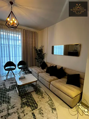 ✨ مفروش بالكامل | غرفة نوم واحدة واسعة | مدخل مباشر إلى المركز التجاري | زهور 2، أب تاون الزاهية ✨