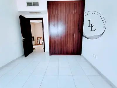 Lavish 1bhk apartment is available in 40k with parking