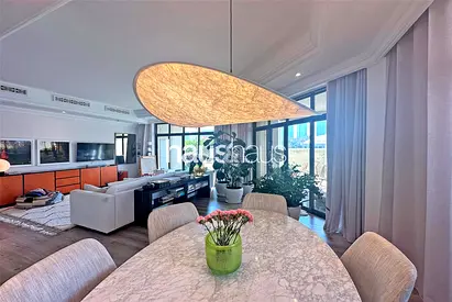 Unique | Spacious Garden | Study room | Vacant