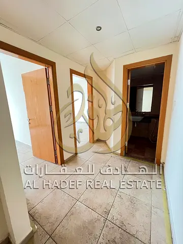 لتكييف على المالك 2️⃣ باركن مجاني للسيارة 🚗 3️⃣ جيم ومسبح 🏊‍♂️ 4️⃣ شهر إضافي مجاني 🎉