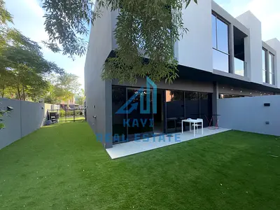 🏡✨ تاون هاوس 3 غرف نوم ماستر بالكامل للإيجار | أسلوب حياة راقٍ | روبينيا، مسار