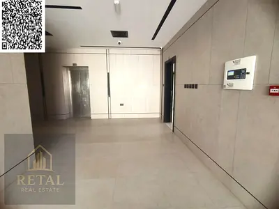 غرفتين ماستر ، مطبخ واسع ، منطققة هادئة .