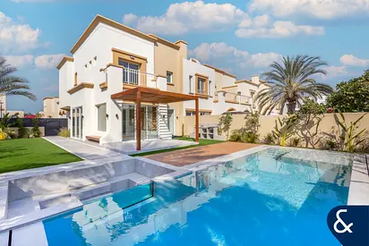 One of One | 4 bed Brand New | Full Lake View