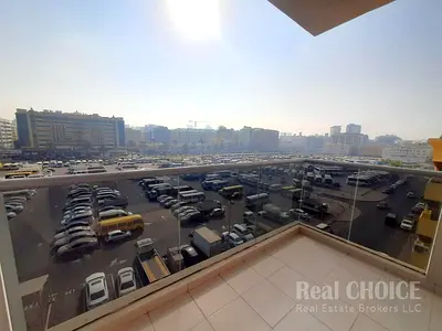 Corner Unit| Spacious 3BHK| Parking and Road View