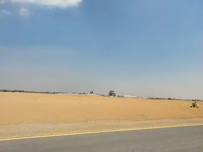 ●للبيع قطعتين أراضى صناعية في الشارقه المدينة القاسميه المرحله 4