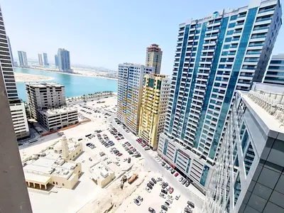 One Bedroom With Sea View In Al khan Wardrobe Master Room