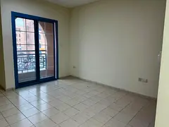 UNFURNISHED | WITH BALCONY | RENTED