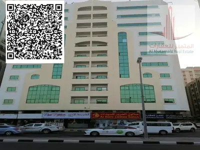 شقة غرفتين وصالة للايجار السنوي بالشارقة منطقة القاسمية موقع ممتاز ومساحة واسعة