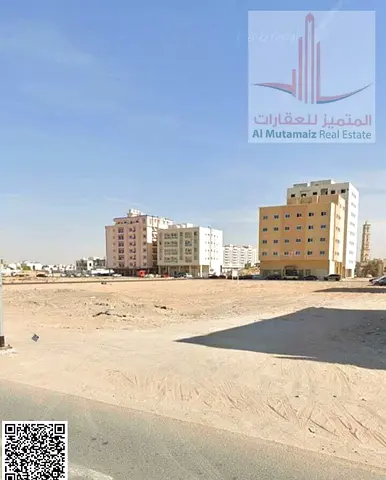 لبيع بعجمان ارض فى الروضه تانى قطعه من شارع الشيخ مكتوم  مساحه9881 ترخيص سكانى تجارى G +6  السعر المطلوب 4مليون 400
