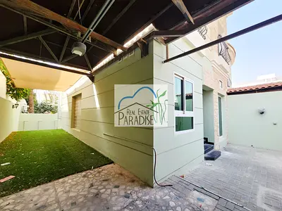 available semi independent private entrance 3 bedroom 1 master/pvt back yard/kitchen/Spacious Living/2 +2 Covered Parking available for rent inmirdif