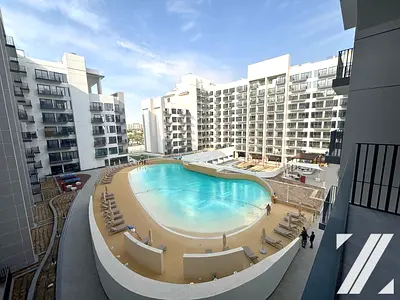 Brand New 1BR with Pool View I High- end Amenities