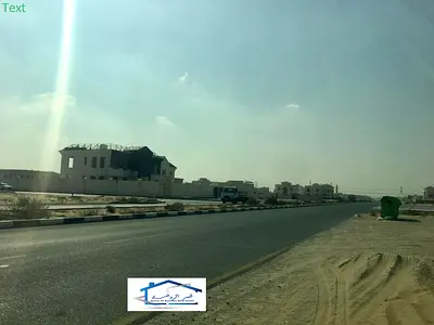 أرض للبيع     بالحوشي الشارقة       موقع مميز