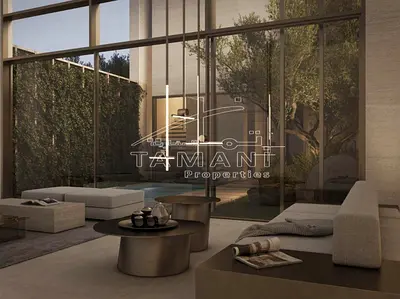 Stunning Luxury Townhouse with Private Pool