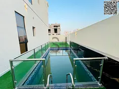 Villa for sale opposite a garden, including registration fees, electricity, water and air conditioni