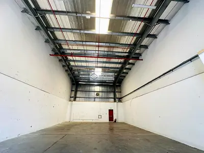 2000 Sqft Warehouse For rent industrial area 17 ,Sharjah