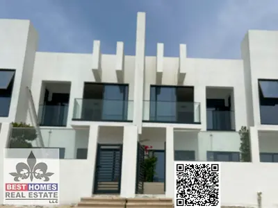 VILLA FOR SALE IN AJMAL MAKAN ALSHARJA ISLAND 5ROOM WHTER FORNT VIEW LUXURIOUS LIFE STYLE