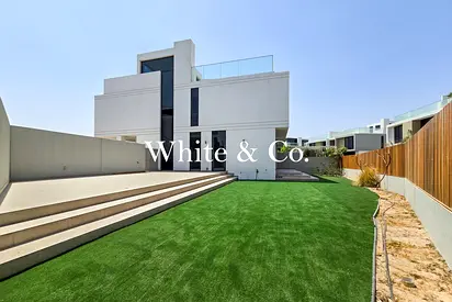 Large Plot | Twin Villa | Roof Terrace