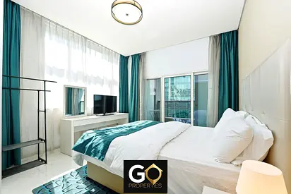 Canal View | One Bedroom | Furnished