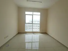Like brand new building in Al jada out sid 1bhk 1wachroom 35k available only for family