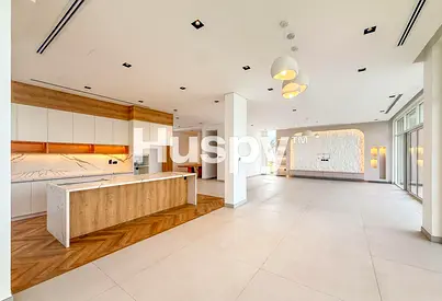 Vacant | Custom Build | Single Row