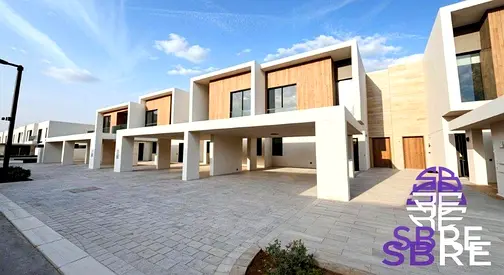 Spacious 3BR Orania Townhouse | The Valley | Rent