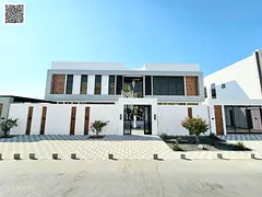 "Super Luxury Villa for Sale with Pool &amp; Large Garden"