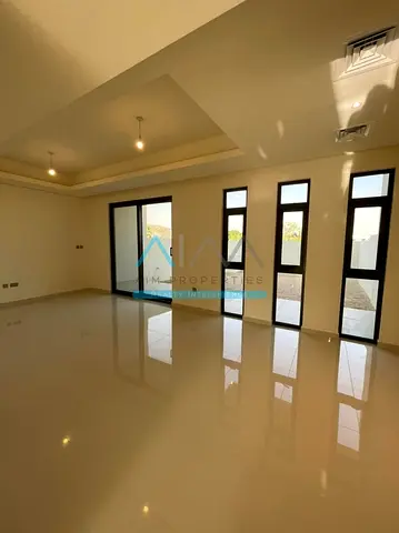 3BR/ MAIDS DUPLEX VILLA GOLF VIEW DAMAC HILLS FOR SALE