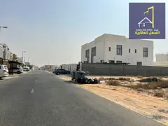 Residential land for sale in Al-Hawshi area, near the bridge, excellent location.