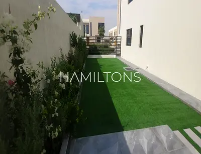 Luxurious Corner Villa | Family-Friendly | Resale