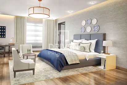 Largest Layout | Keys in a week | Canal view