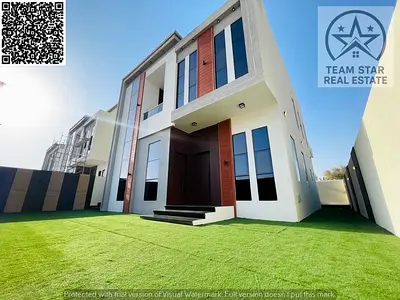 High-end villa, first occupancy, spacious rooms with wardrobes