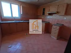 2bhk luxury Apartment Central ac with balcony 2bathroom on road building only 50k muwaileh