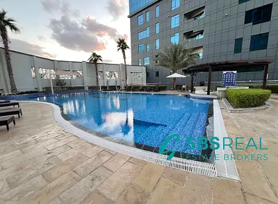 Spacious Studio in Capital Bay Tower B - Modern Living in Business Bay