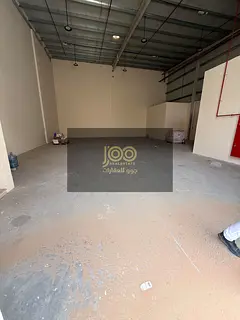 For rent in Umm Al Quwain, Umm Al Thu'ub area, a distinctive warehouse with an area of ​​250