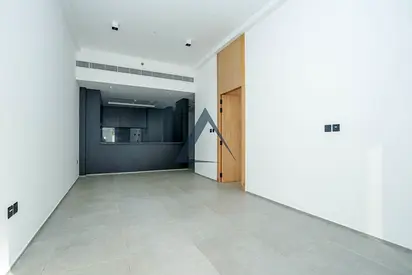 Prime Location | Spacious 1 BHK | Private Jacuzzi | Vacant