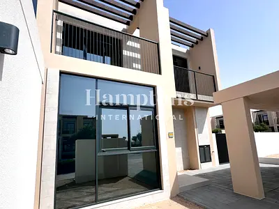 CORNER UNIT | BIG PLOT | READY TO MOVE IN