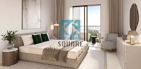 POOL VIEWS / SPACIOUS