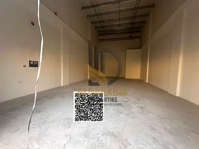 الموقع: الشبرة في المنطقة الصناعية 2 – موقع مناسب للأنشطة أو التسوق التجاري.