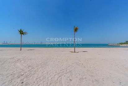 Super Spacious | Huge Plot | Prime Location