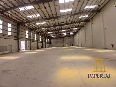 23,680 sq ft showroom with 100 kW electricity