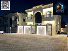 Villa with all registration and ownership fees included, on the main street, ready to move in, in on