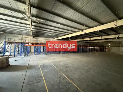 10,000 SQFT warehouse for Rent in Al Quoz