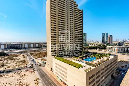 Well Maintained Unit | Spacious | Vacant