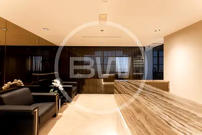 VACANT | LUXURY FIT | FULLY FURNISHED